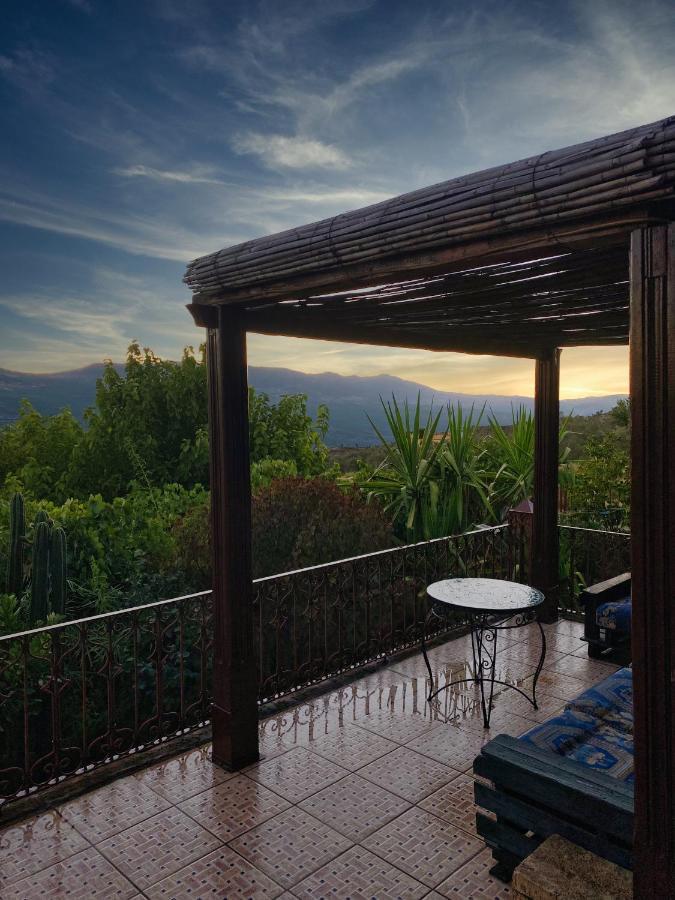 Villa Authentique Avec Vue Panoramique A 3 Km De シェフシャウエン エクステリア 写真
